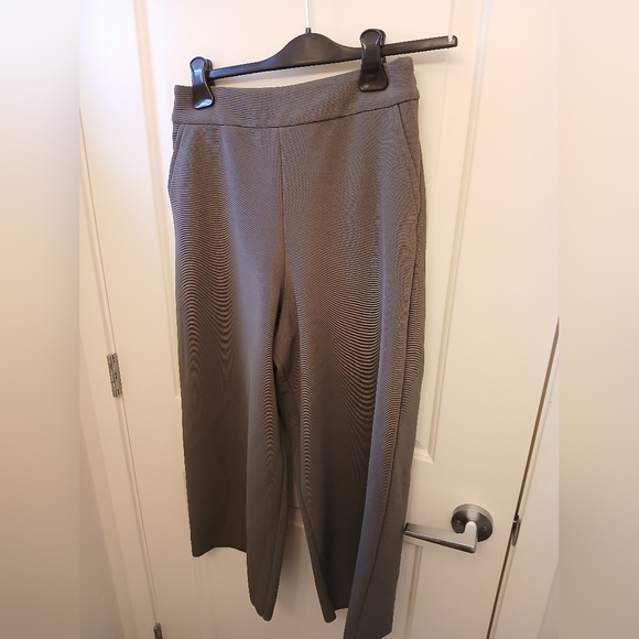 Wide leg culotte - Picture 1 of 4